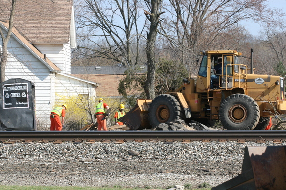 Jail_workers_near the_Dexter_DPW.JPG